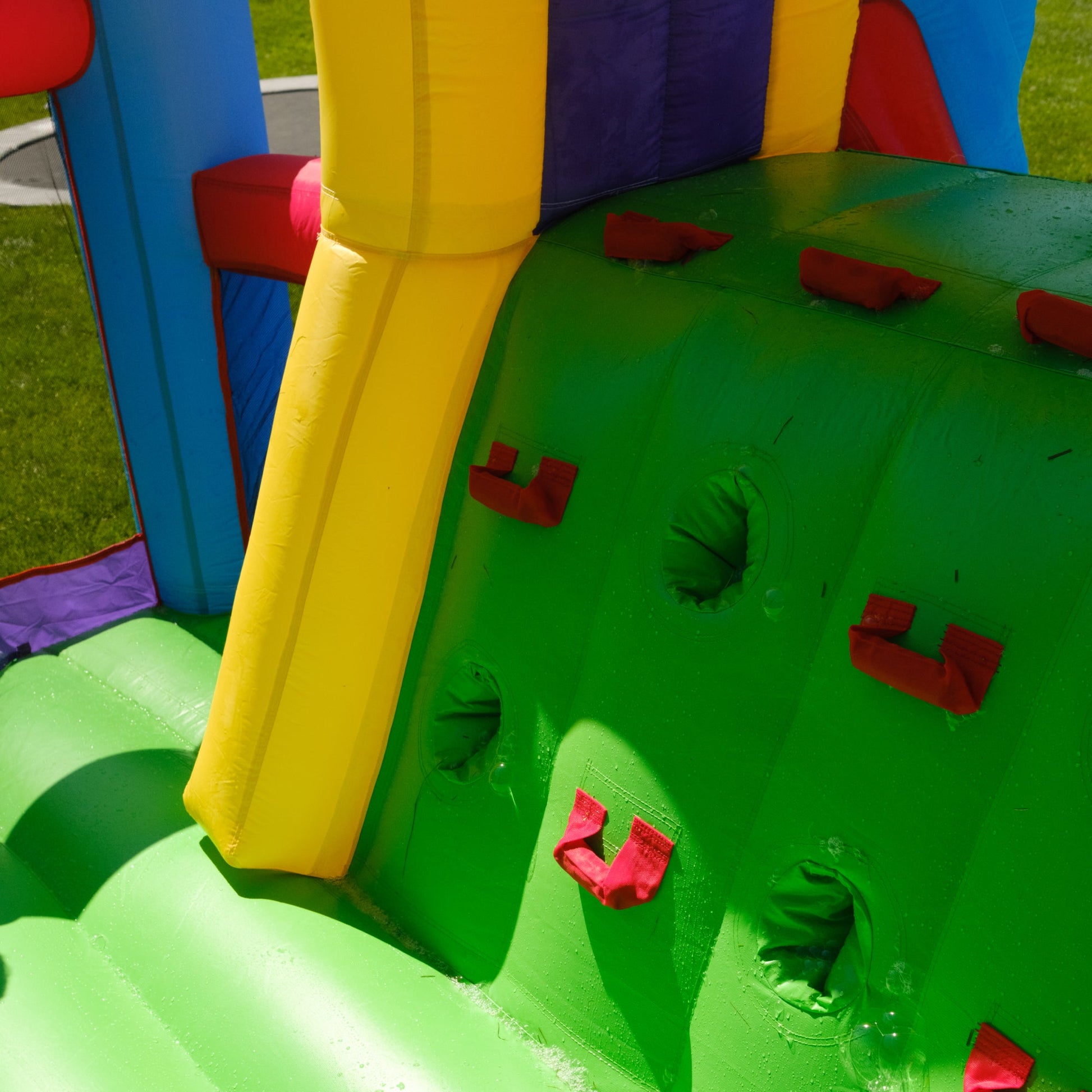 Royal Wave Bounce House