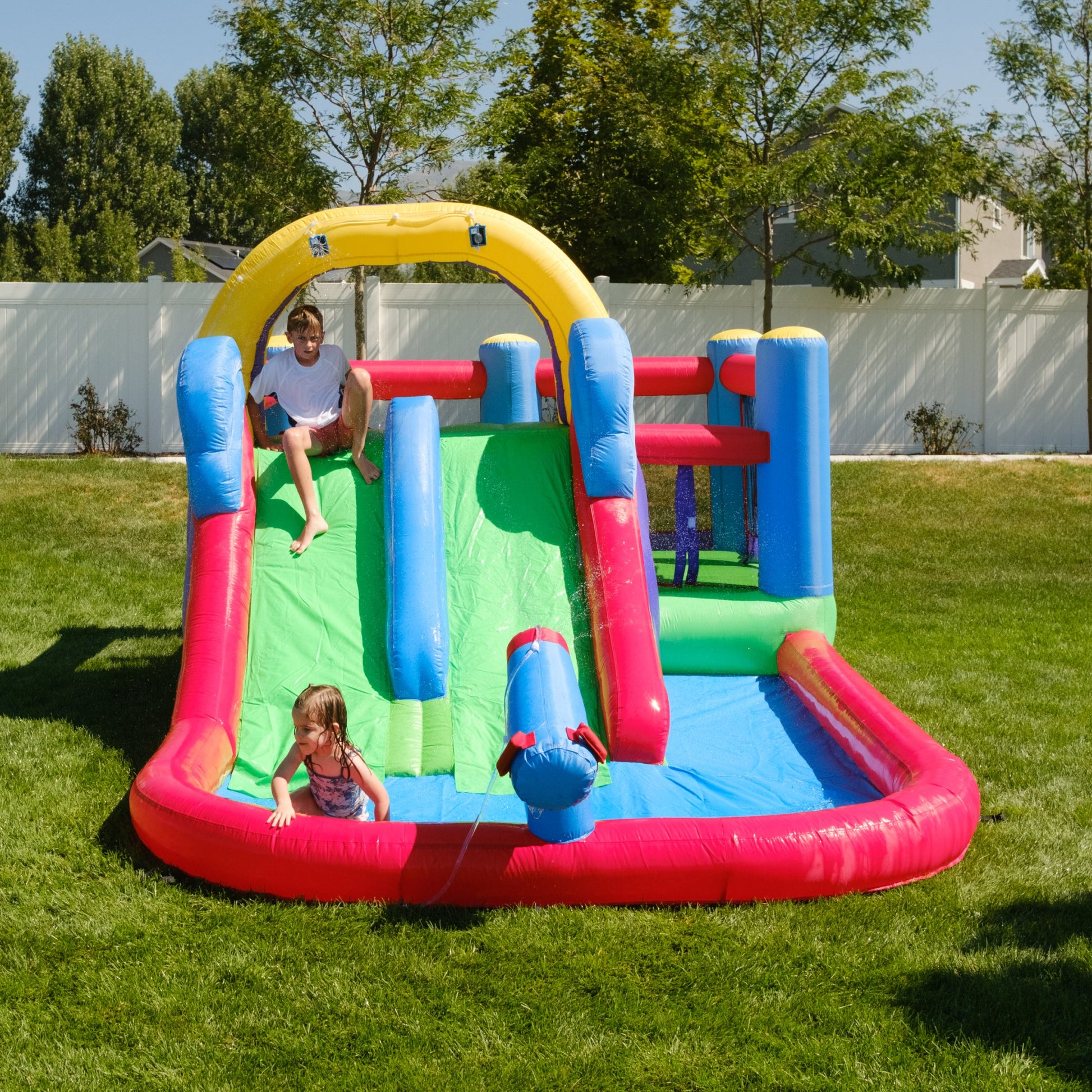 Royal Wave Bounce House